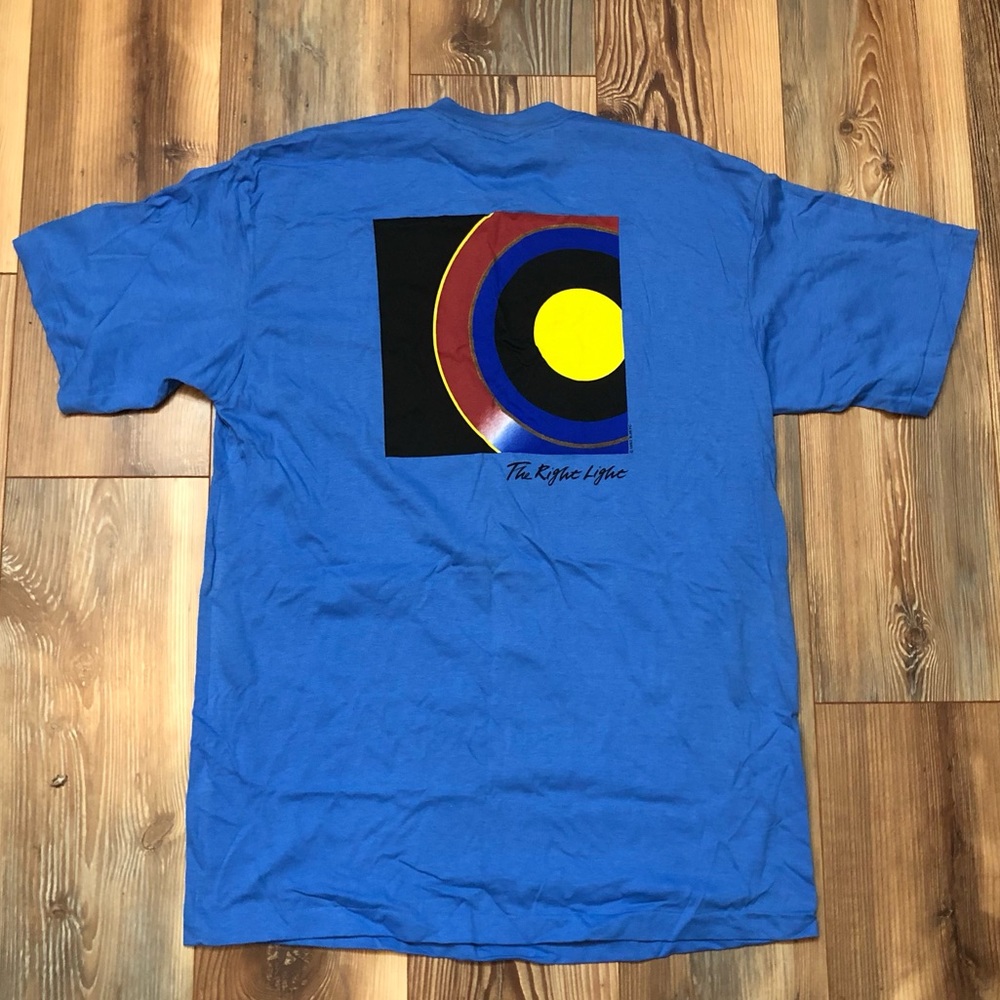 Vintage early 90’s Vantage cigarette promo tee